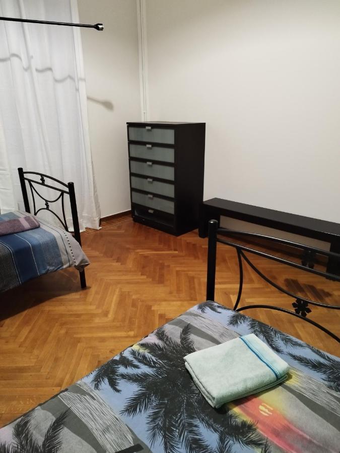 Комната Pilika 4Room With Shared Bath Athene Buitenkant foto