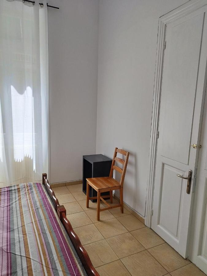 Комната Pilika 4Room With Shared Bath Athene Buitenkant foto