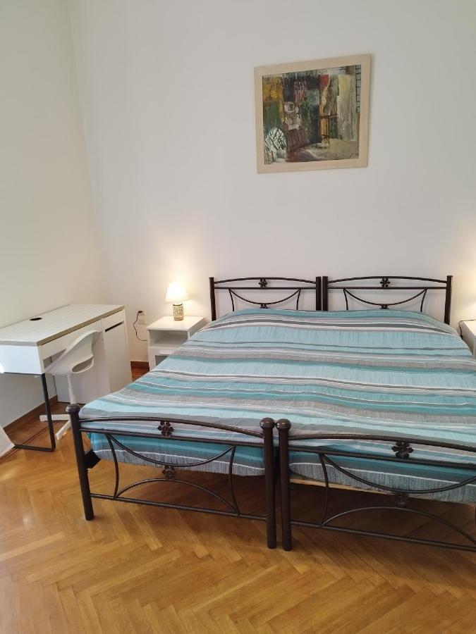 Комната Pilika 4Room With Shared Bath Athene Buitenkant foto
